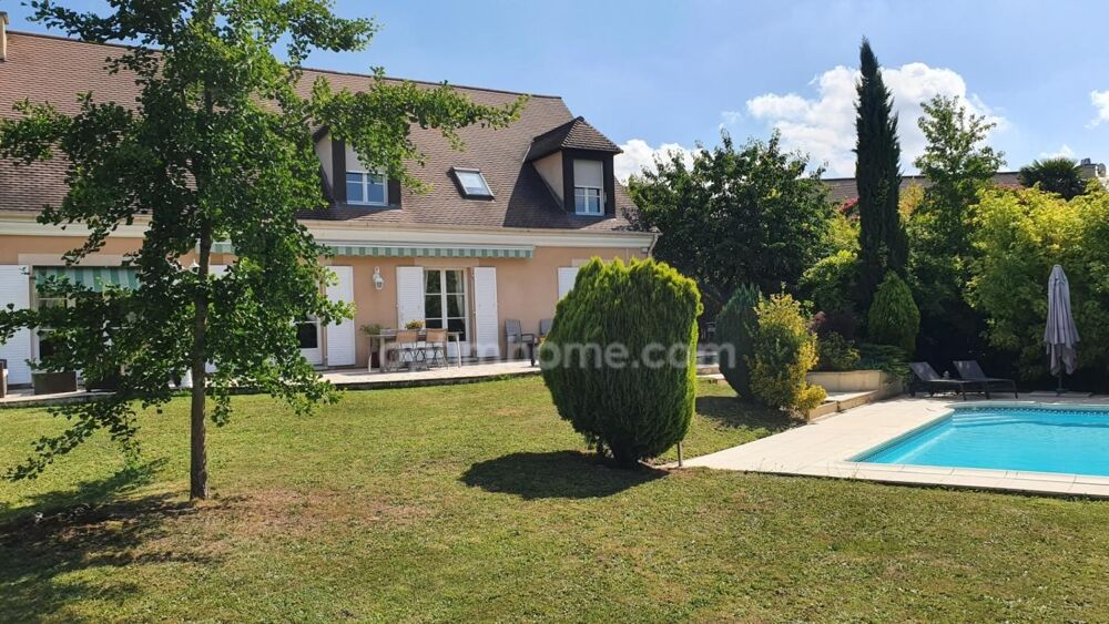 Vente Villa SAINT-PRIX, VAL D'OISE (95) : Propriété de 230 m² habitables (255 m² au sol) - 9 pièces principales - 7 chambres - 3 garages – P Saint prix