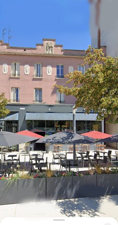 Bar restaurant Licence IV sur 550m2 possibilit&eacute; grand jardin de 500 m2 Id&eacute;al investisseur/Projet novateur/Concept 629000 69007 Lyon 7eme arrondissement