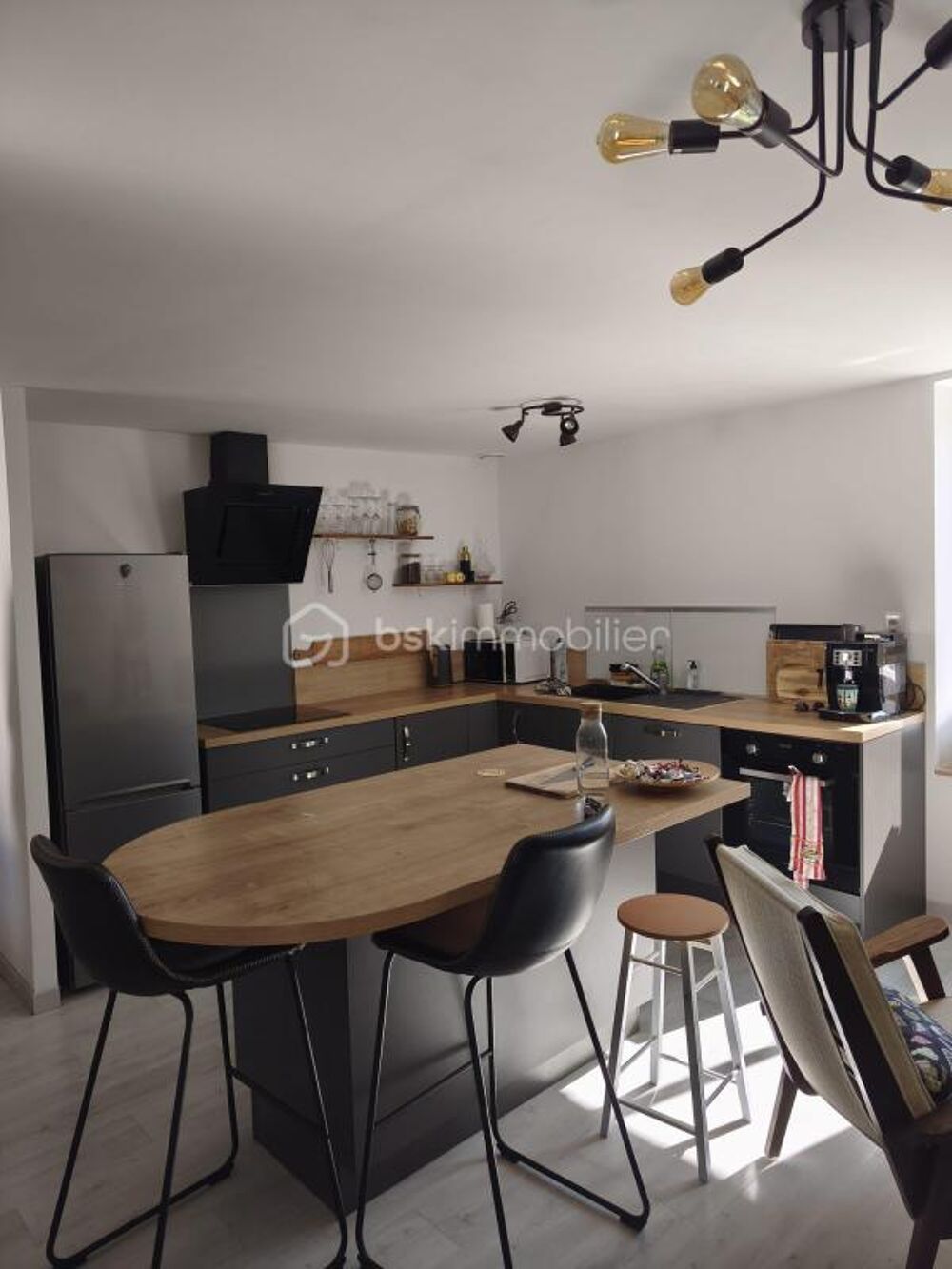 Charmante maison de bourg en pierre  Aucun travaux à prévoir !