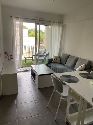  Appartement à louer 2 pièces 44 m²