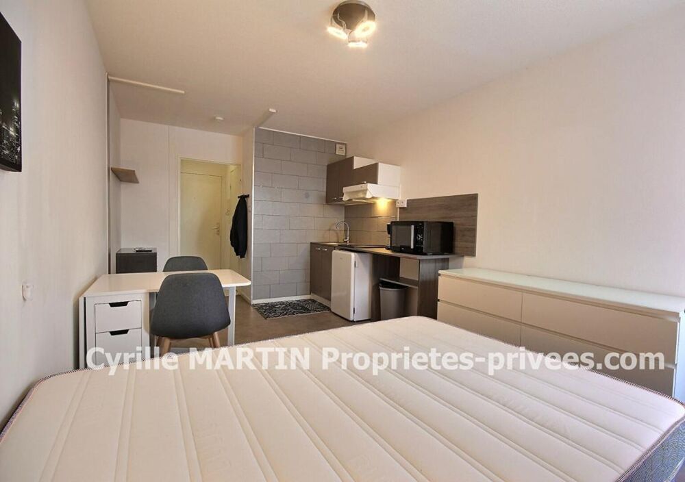 Orléans - Studio meublé avec parking 21m2