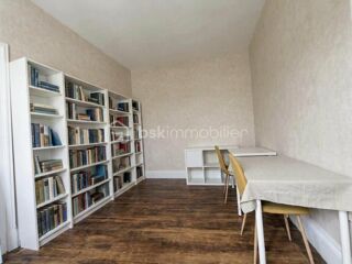  Immeuble à vendre 8 pièces 353 m²