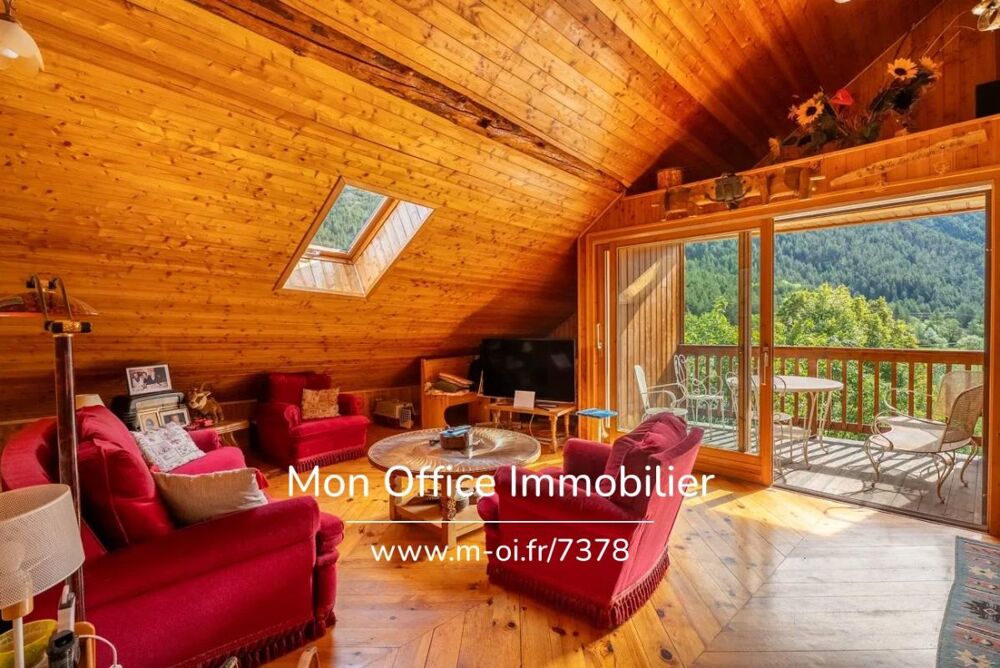 à vendre  Maison Val-des-Prés (05100)