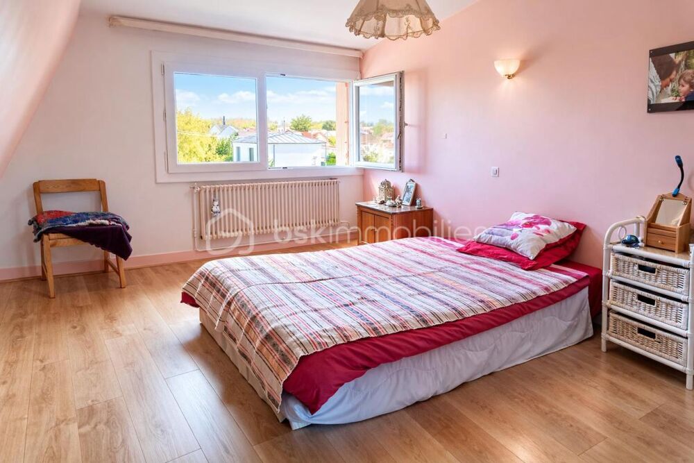 Vente Maison Aulnay Sud – Grande maison familiale 150 m² au pied du Canal de l'Ourcq Aulnay sous bois