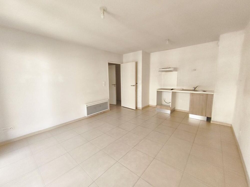 Appartement Avignon : T2 avec terrasse, parking et fort potentiel locatif