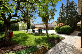  Proprit/chteau  vendre 15 + pices 268 m