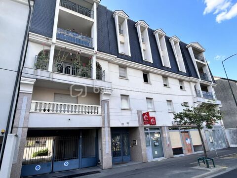 Locaux professionnel en plein centre ville 1500 77340 Pontault combault