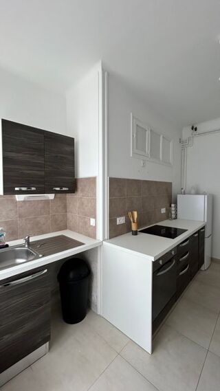  Appartement à louer 2 pièces 55 m²