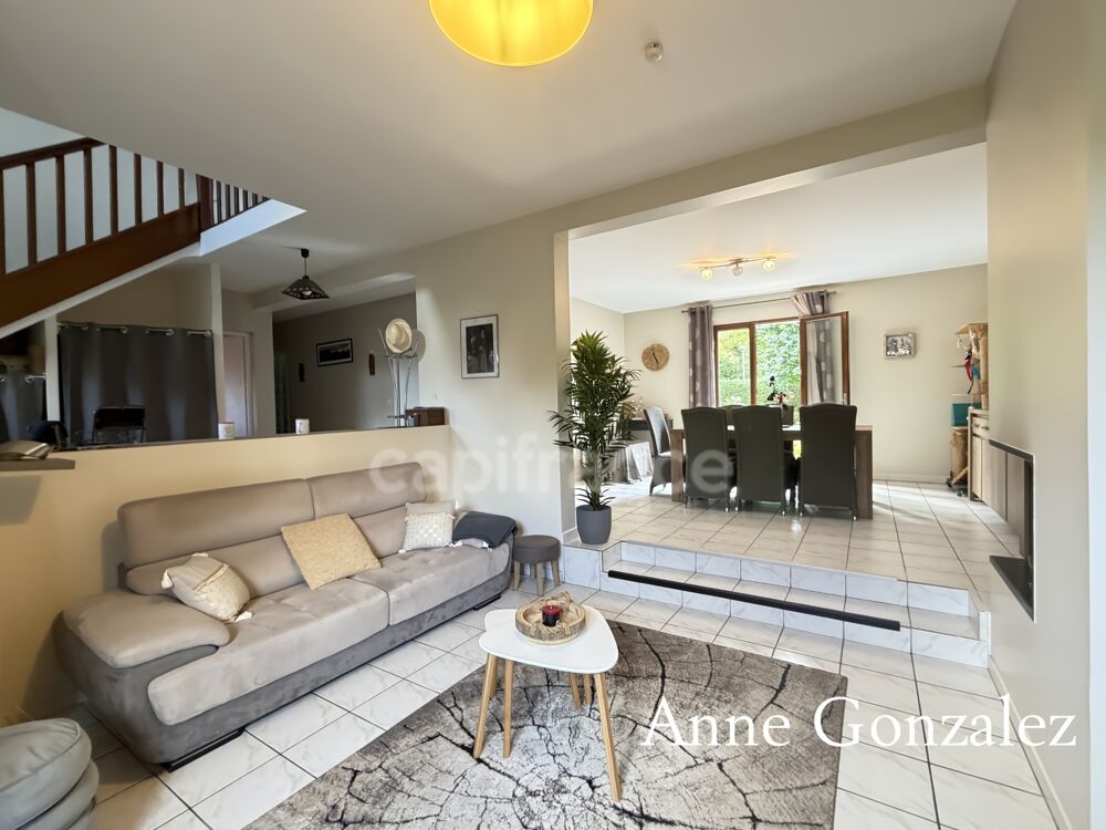 Vente Maison SAINT JEAN DE BRAYE, à vendre belle maison familiale de170 m2 avec jardin paysager clos dans un environnent calme et privilégié Saint jean de braye