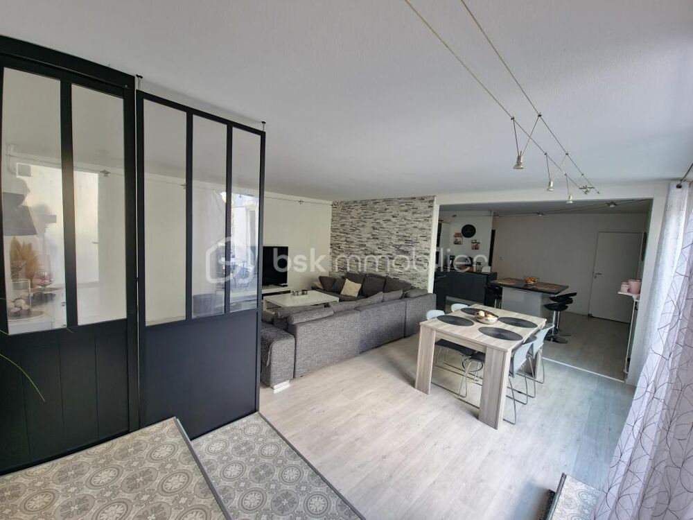 APPARTEMENT EN RC de 124m² UTILE AVEC TERRASSE DE 34m² -VUE DEGAGEE- 5P LUMINEUX ET EN PARFAIT ETAT