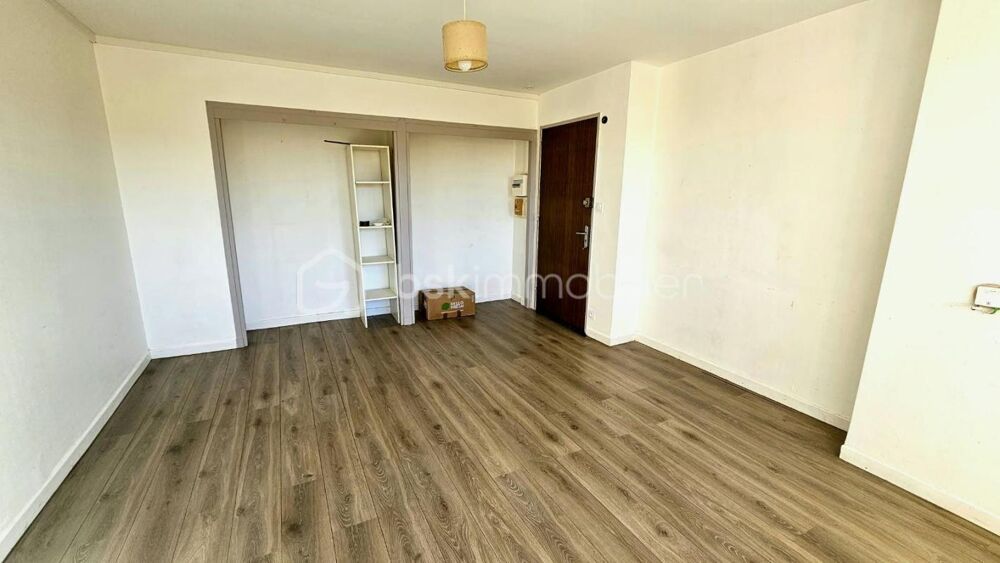 Vente Appartement APPARTEMENT T1 BIS AVEC BALCON ET CAVE – ROANNE Roanne