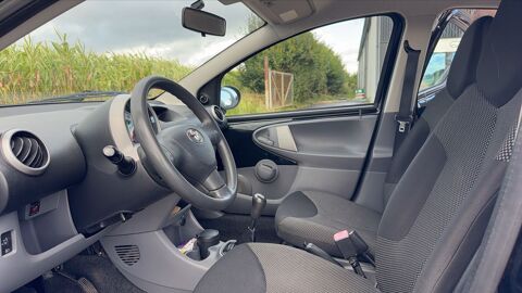 Aygo 1.0 VVT-I 68 Confort 2009 occasion 76230 Isneauville