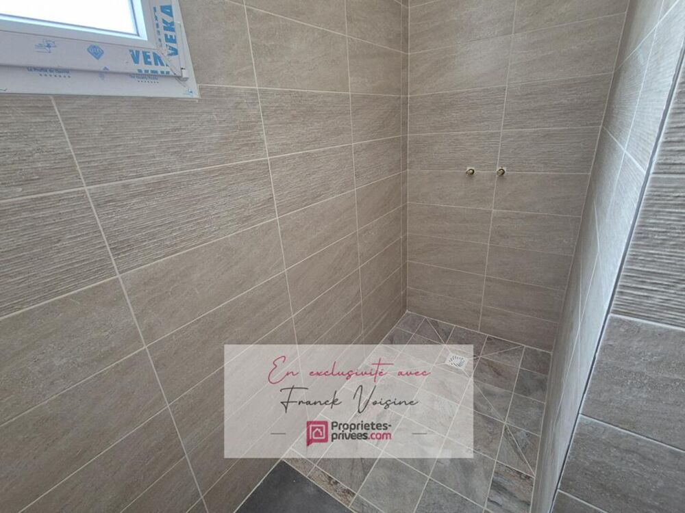 A VENDRE en Exclusivité à L'Oie, maison de 125 m2 avec 4 chambres sur une parcelle de 644 m2 env