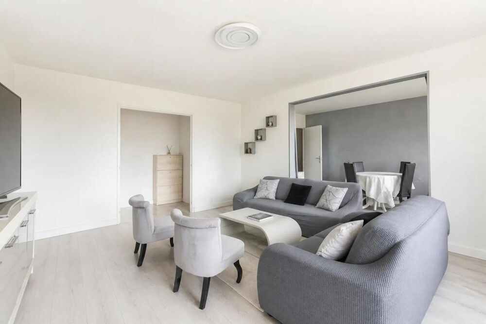 Spacieux 5 pièces avec balcon à Neuilly-sur-Marne