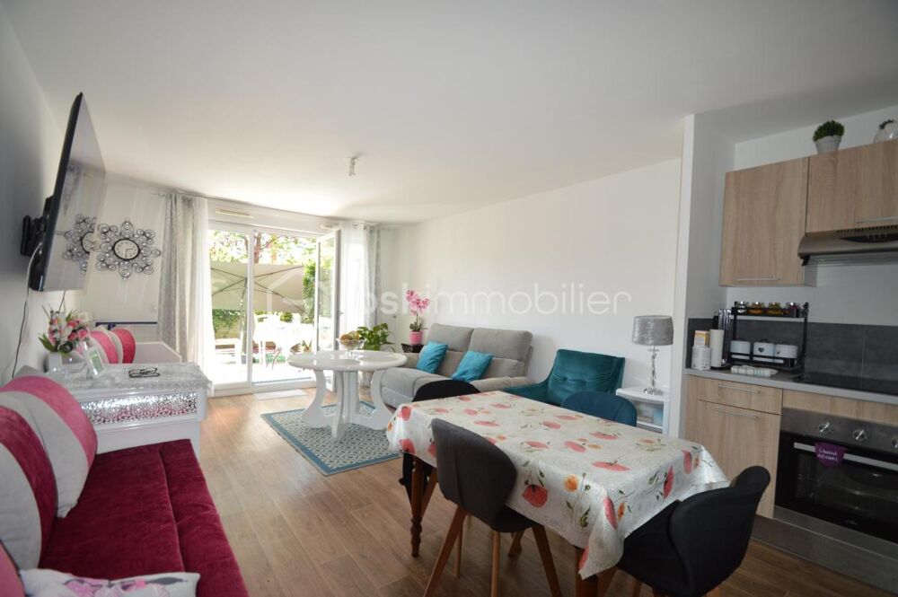 Tremblay-en-France  Appartement 3 pièces 63m² avec terrasses, jardins et parking, vendu loué