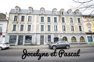  Immeuble � vendre 15 + pi�ces 1400 m�