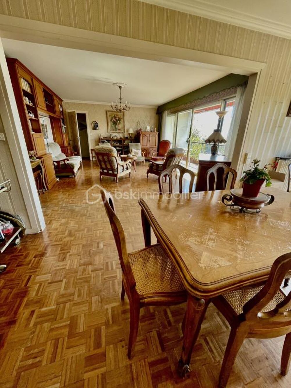 ? Appartement 123 m² avec Grand Balcon Vue Mer à vendre en EXCLUSIVITÉ à Saint-Adresse  3 chambres  À rénover