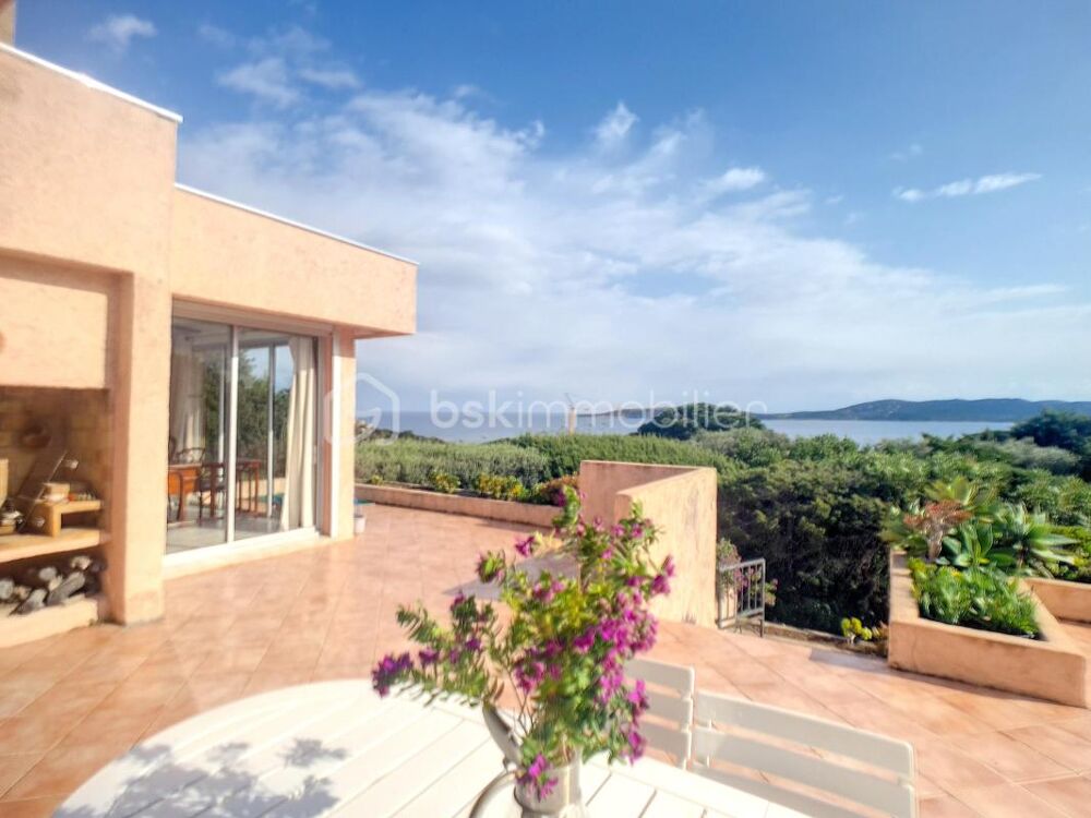 Villa face à la mer - Domaine privé de Cala Rossa