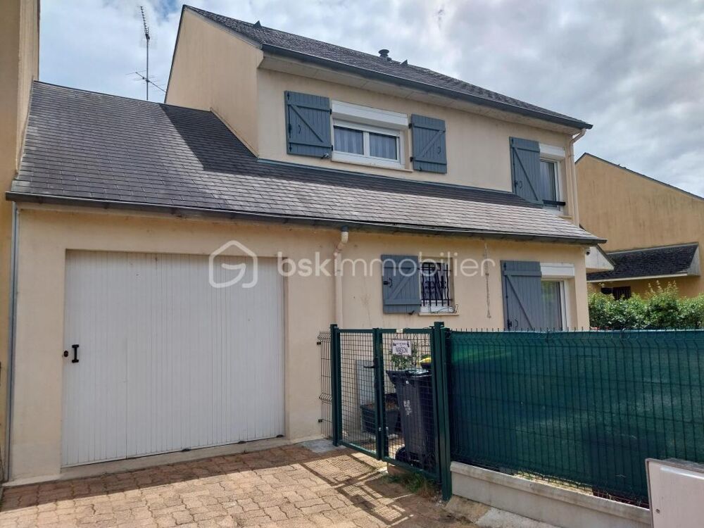 Maison de 101 m2 avec 4 chambres - Terrain de 527 m2 à Sully sur Loire