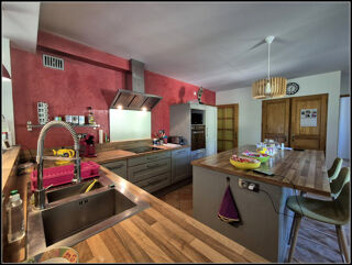  Maison � vendre 10 pi�ces 291 m�