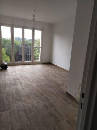  Appartement à louer 3 pièces 62 m²