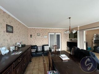  Maison  vendre 5 pices 142 m