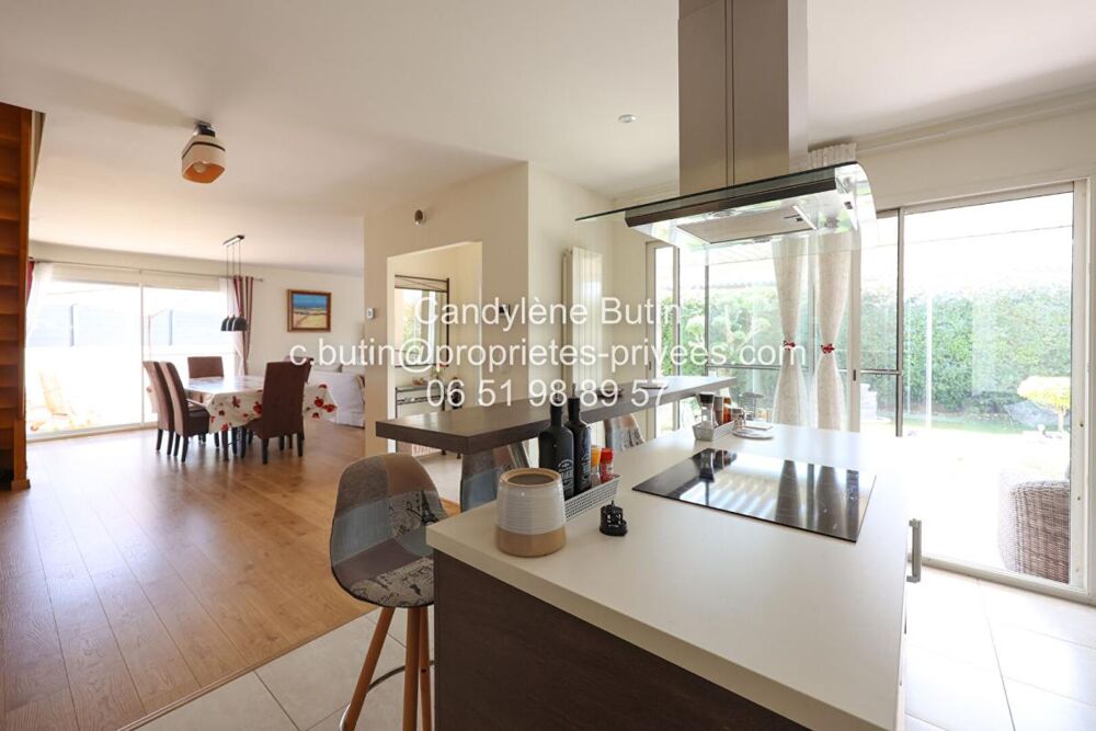 Élégante villa contemporaine de 140 m² aux prestations soignées avec vue sur les vignes