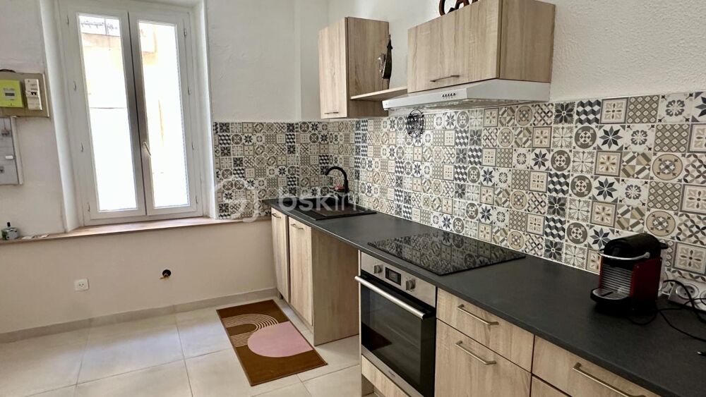 Coup de coeur assuré pour cette maison de village pleine de charme !
