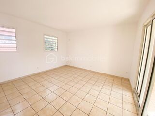 Appartement à louer 4 pièces 90 m²