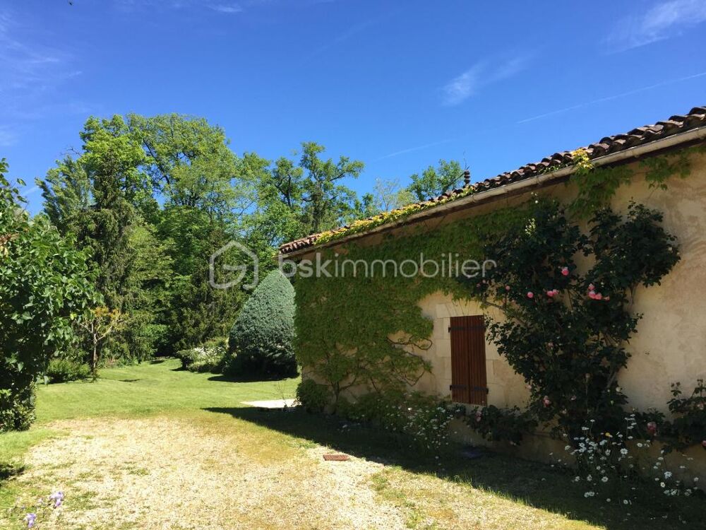 Vente Maison Maison en Pierre de 255 m2 à 5 minutes de Périgueux avec Piscine Perigueux