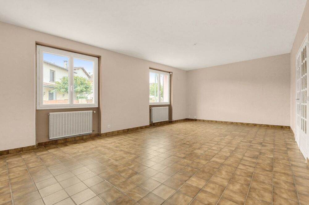 Vente Maison MAISON DE VILLE avec 2 garages et jardin Carmaux