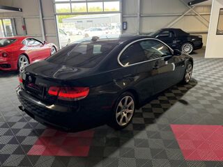 S&eacute;rie 3 (E92) Coup&eacute; 330i 3.0 i 272cv Bo&icirc;te auto LUXE 2009 occasion 85190 Venansault