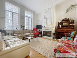  Maison � vendre 10 pi�ces 318 m�