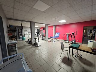  Immeuble � vendre 14 pi�ces 460 m�