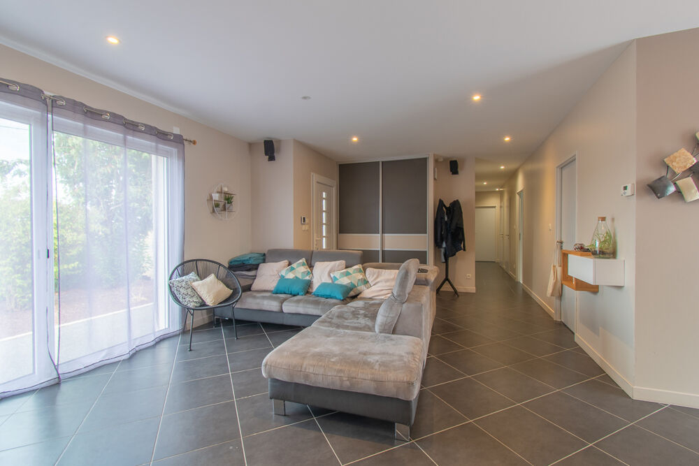Vente Maison Maison Vignoux Sur Barangeon 6 pièce(s) 140.1 m2 Vignoux sur barangeon