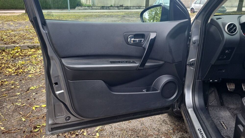 Qashqai I 1.5 dCi 110 Connect 2013 occasion 25000 Besancon
