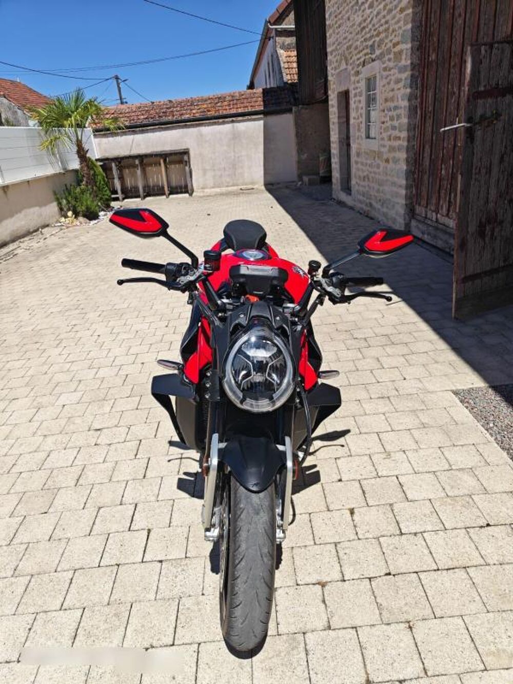 MV AGUSTA 2023 occasion 21130 Athee