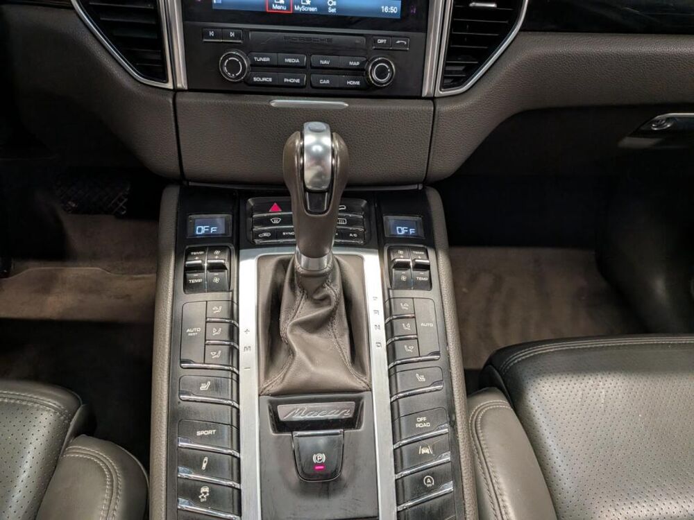 Macan Diesel 3.0 V6 258 ch S PDK 2016 occasion 78200 Mantes La Jolie