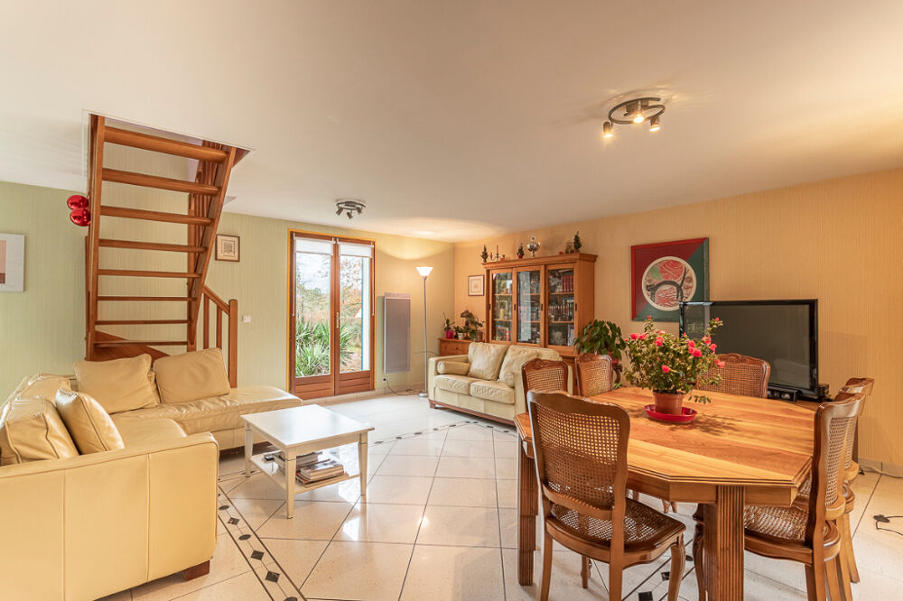 Maison La Chapelle Montmartin 9 pièces 170 m2