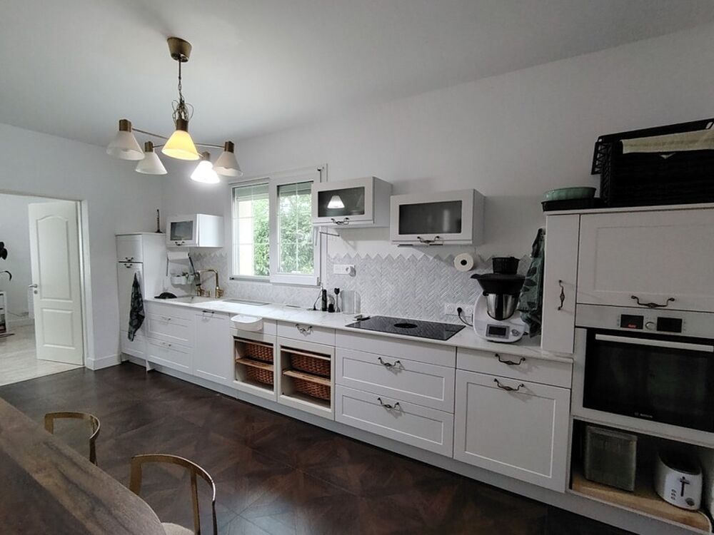 Vente Villa Maison d'architecte de 284 m² avec parc et piscine chauffée - Neuville de Poitou Neuville de poitou