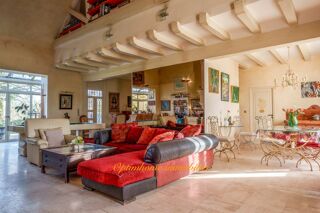  Maison � vendre 9 pi�ces 304 m�