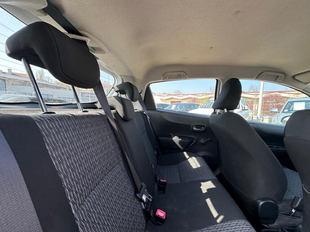 Yaris III (2) 100 VVT-I DESIGN 5P 2014 occasion 78240 Chambourcy