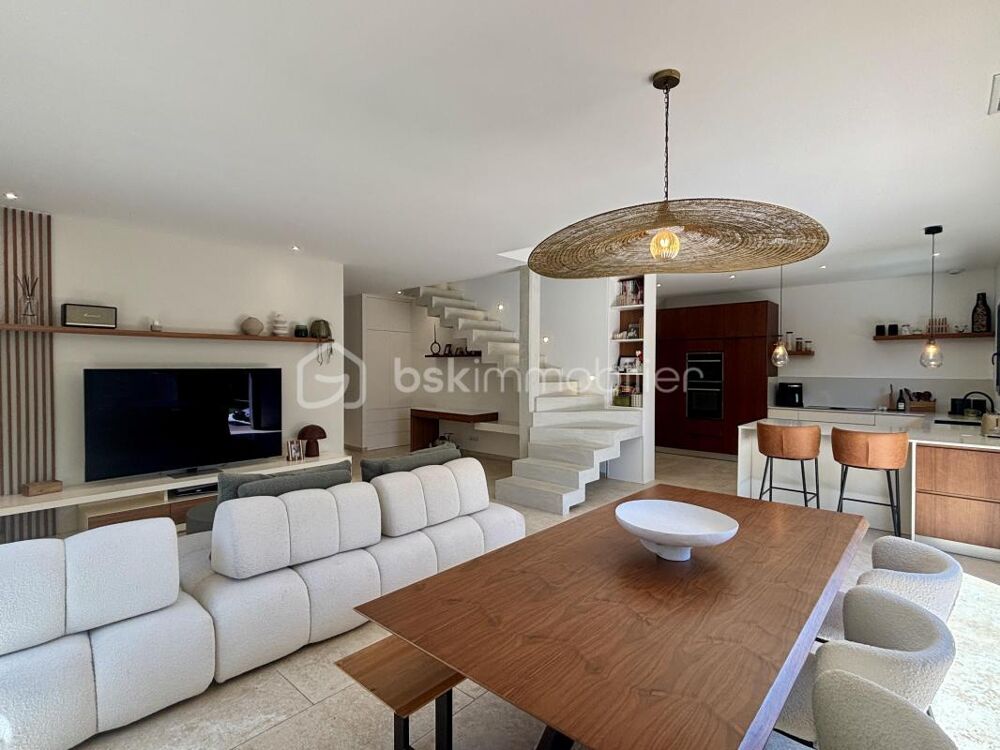 Vente Villa Villa T4 avec garage d'inspiration méditerranéenne aux prestations soignées Vic la gardiole