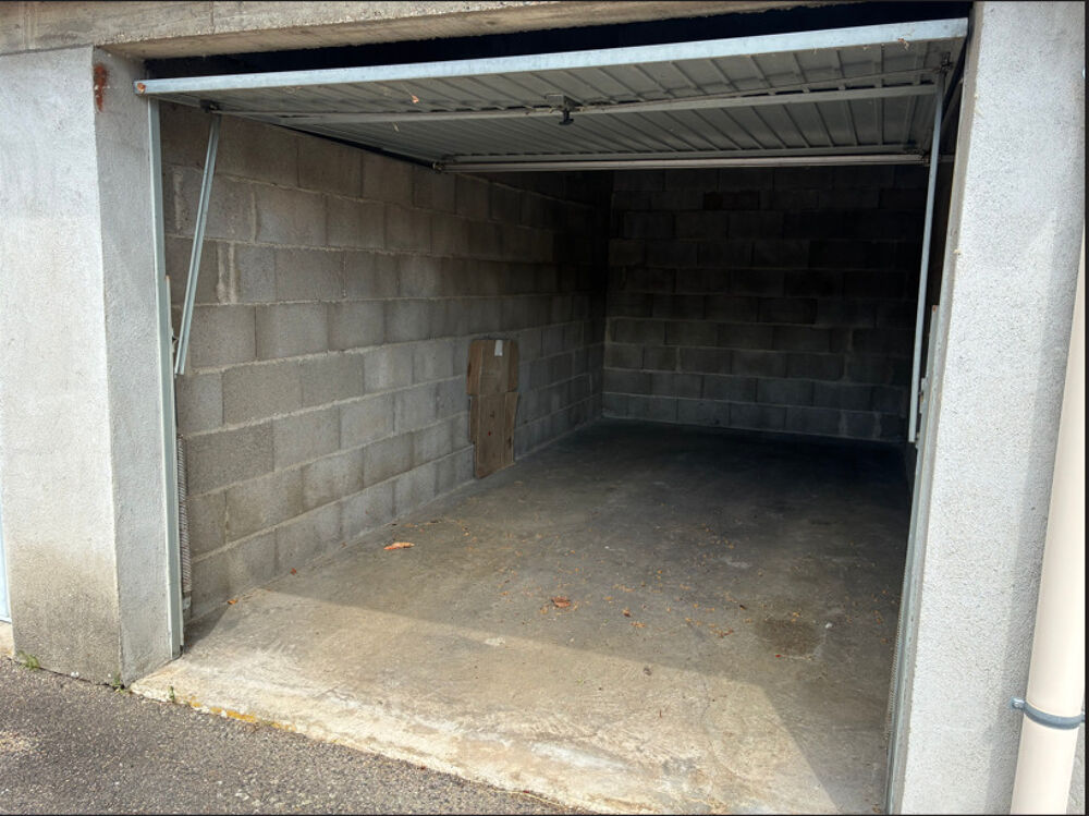 Location Parking/Garage GARAGE FERME FEURS Feurs