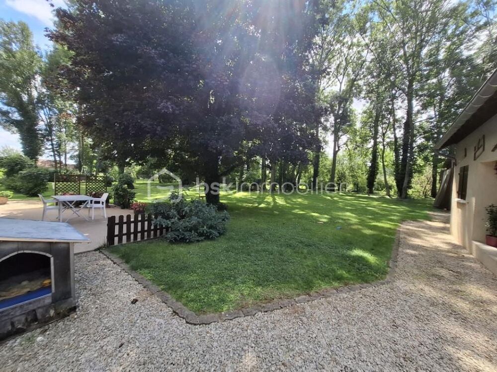 Vente Maison Maison avec annexes + grand parking idéal activité pro ou artisan Aix en othe
