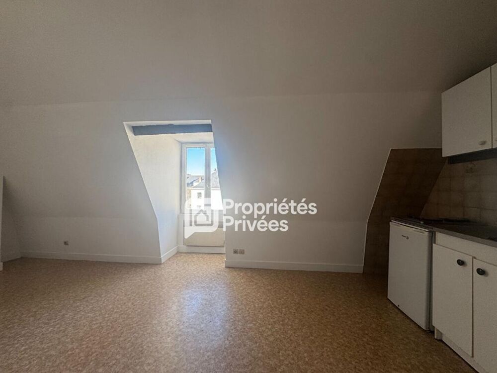 EXCLUSIVITE A VENDRE Appartement Tours centre STUDIO 16.13 m2 cour/terrasse 20.34 M² Hors Carrez