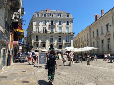   44000 NANTES - LOCAL COMMERCIAL A LOUER 66 M² 