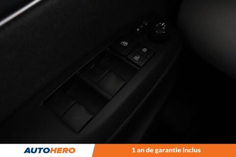 Yaris Cross 1.5 Hybride AWD-i Dynamic Business 116H 2022 occasion 92130 Issy-les-Moulineaux