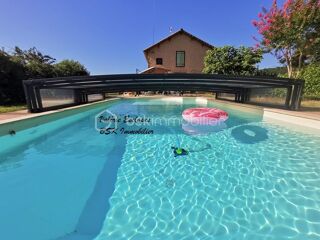  Ferme  vendre 9 pices 300 m