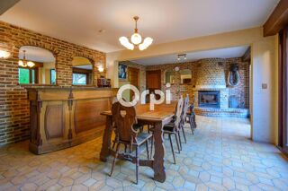  Maison � vendre 9 pi�ces 274 m�